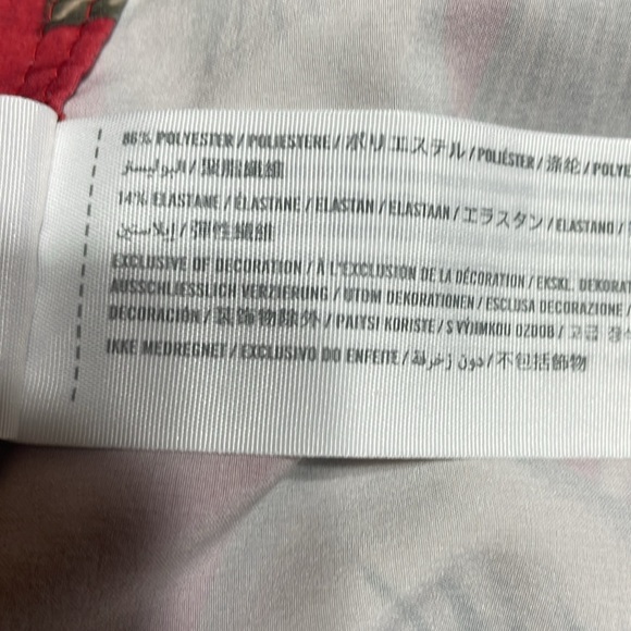 Abercrombie and Fitch swim trunks - Picture 4 of 5